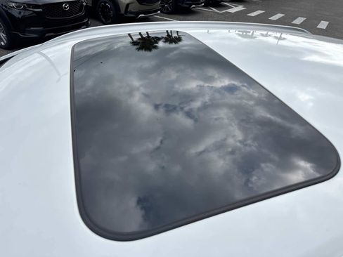 Certified 2025 MAZDA CX-30 AWD 2.5 S w/ Preferred Package image 11