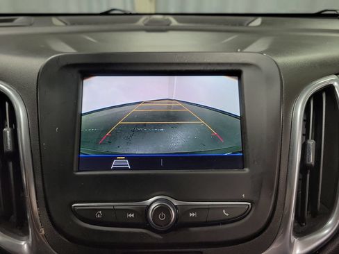 Used 2020 Chevrolet Equinox LT FWD image 21