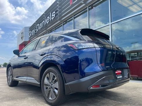 Certified 2025 Nissan Murano SL w/ Cargo Package AWD/4WD image 2