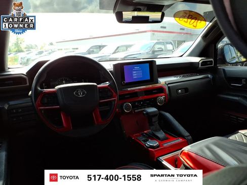 Used 2025 Toyota Tacoma SR5 AWD/4WD image 12