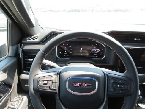 New 2026 GMC Sierra 2500 AT4 w/ AT4 Premium Plus Package AWD/4WD image 21