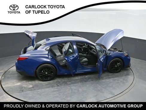 Used 2025 Toyota Camry SE image 48