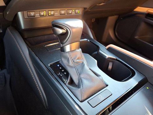 Used 2023 Lexus ES 350 Ultra Luxury image 16