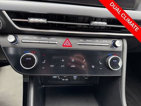 Certified 2024 Hyundai Sonata SEL AWD/4WD image 11