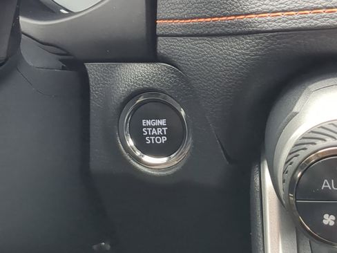 Used 2024 Toyota RAV4 Adventure image 20