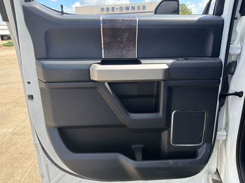 Used 2022 Ford F350 Lariat w/ Lariat Ultimate Package AWD/4WD image 27