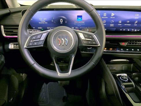 Used 2025 Buick Envision Preferred image 6