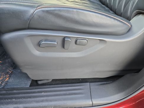 Certified 2024 Nissan Armada Platinum w/ Captain's Chairs Package image 32