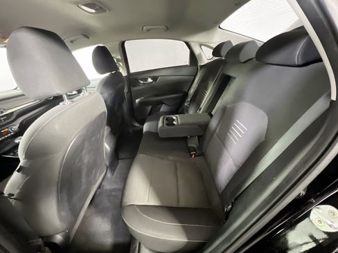 Used 2019 Kia Forte S image 22