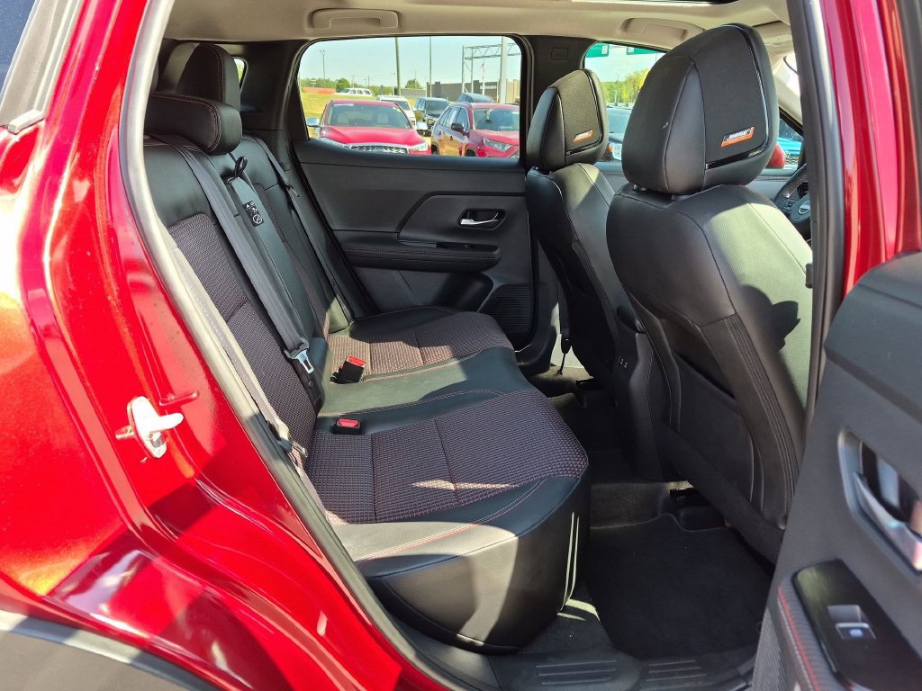 Used 2025 Nissan Kicks SR w/ SR Premium Package AWD/4WD image 36