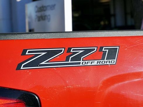 Used 2017 Chevrolet Silverado 1500 LT w/ All Star Edition image 10