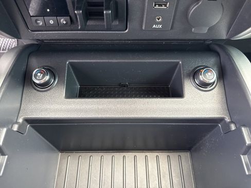 Used 2018 Nissan Titan PRO-4X w/ Pro-4x Convenience Package image 49