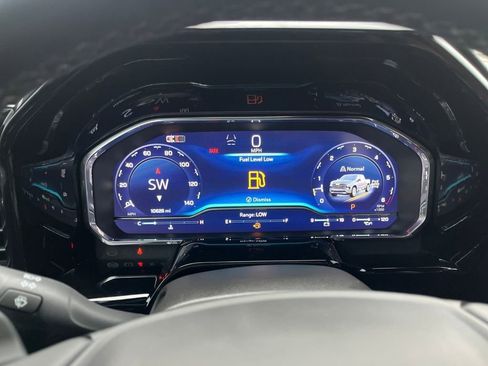 Used 2025 Chevrolet Silverado 1500 High Country w/ High Country Premium Package image 17