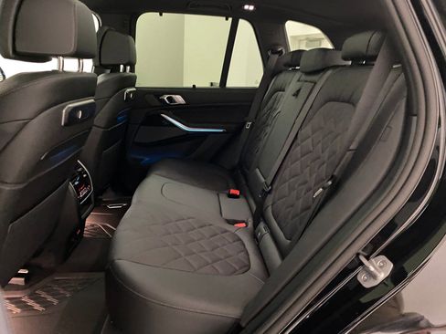 Used 2026 BMW X5 xDrive40i w/ Executive Package image 13
