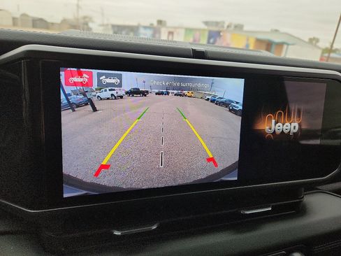 Used 2024 Jeep Wrangler High Altitude image 14