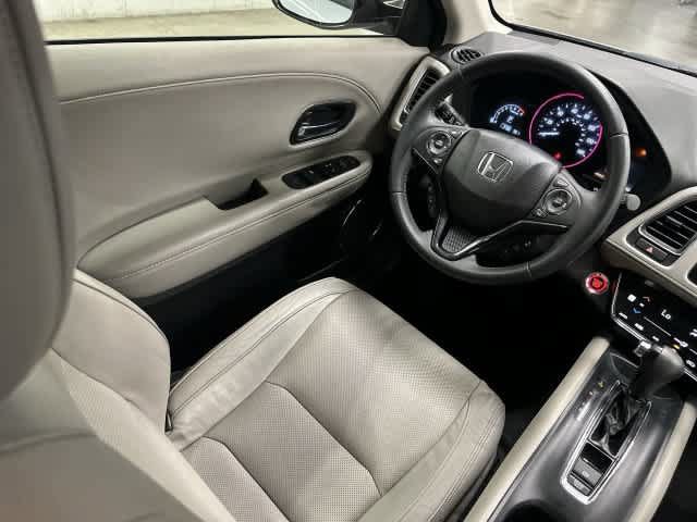 Used 2021 Honda HR-V EX-L image 12
