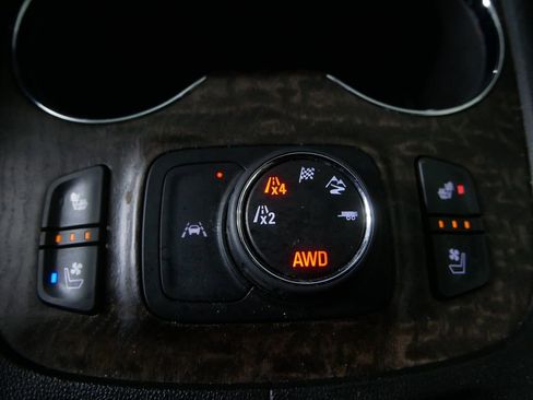 Used 2022 GMC Acadia Denali w/ Denali Ultimate Package image 25