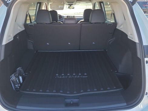 New 2026 Nissan Rogue SV image 8