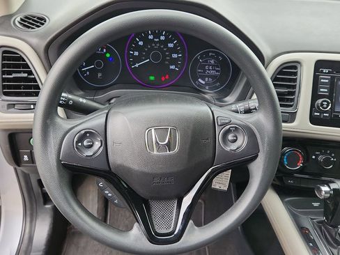 Used 2020 Honda HR-V LX image 22