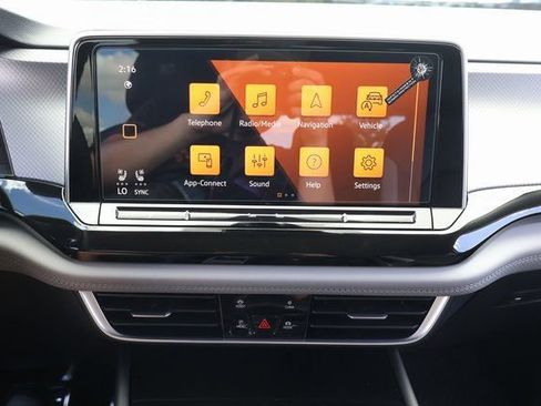 New 2026 Volkswagen Atlas Peak Edition AWD/4WD image 23