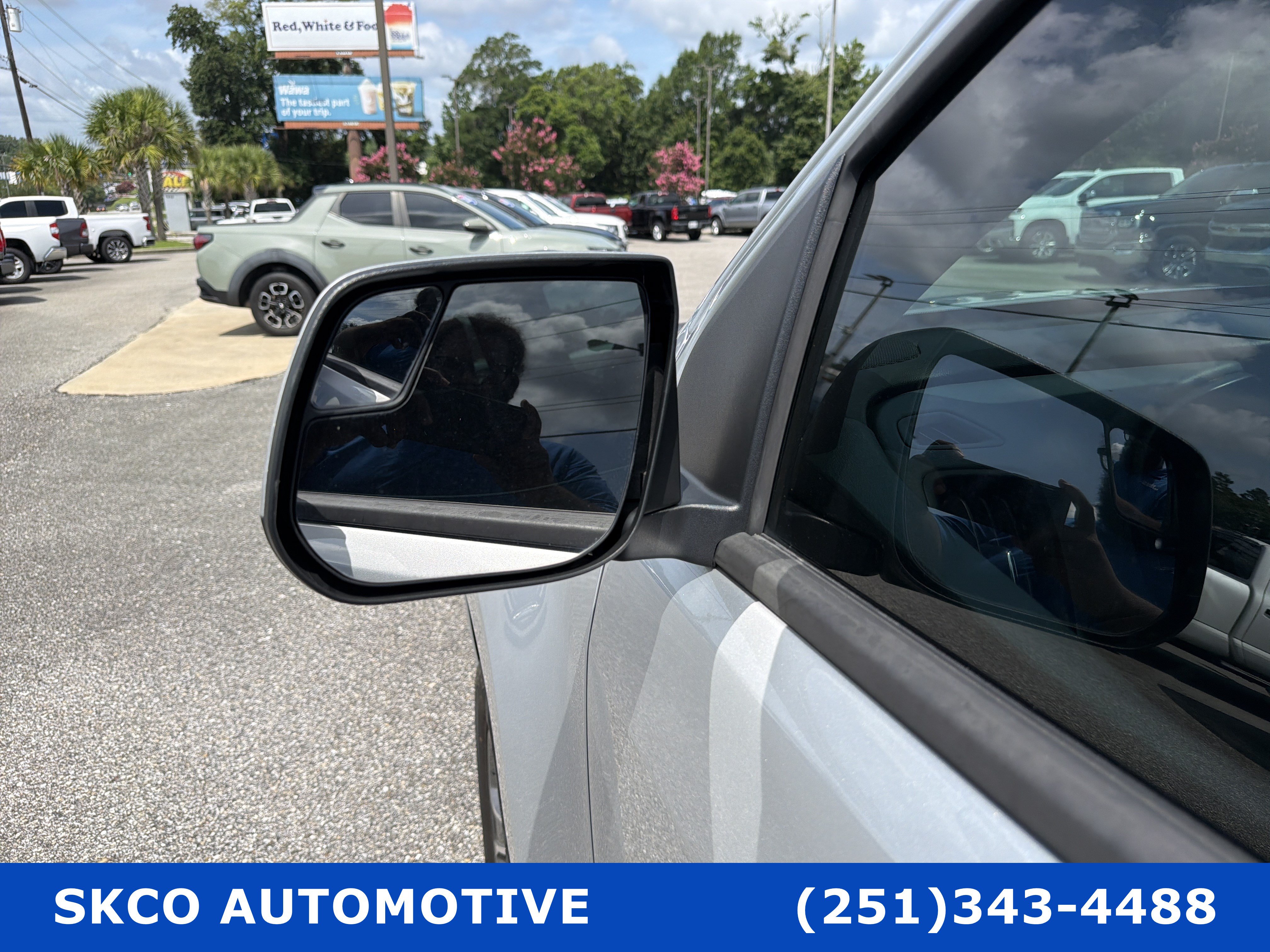 Used 2020 Chevrolet Colorado Z71 RWD image 10