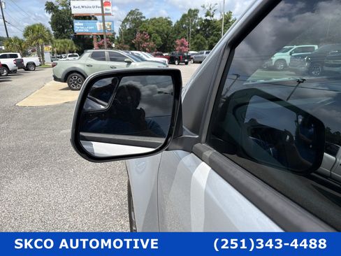 Used 2020 Chevrolet Colorado Z71 RWD image 10