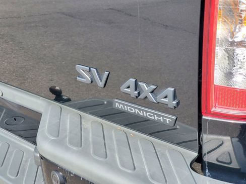 Used 2020 Nissan Frontier SV w/ Midnight Edition Floor Mats image 7