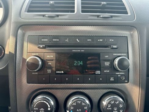 Used 2011 Dodge Challenger R/T image 45