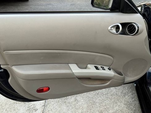 Used 2007 Nissan 350Z Touring RWD image 15