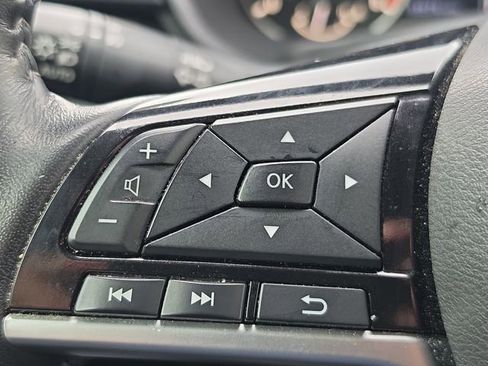 Used 2020 Nissan Altima 2.5 Platinum FWD image 16