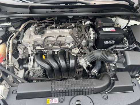 Used 2020 Toyota Corolla LE FWD image 35
