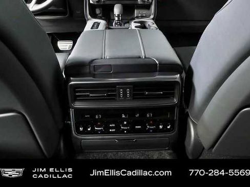 Used 2025 Lexus LX 700h F Sport AWD/4WD image 29