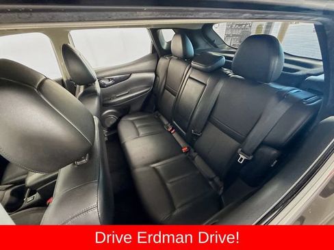 Used 2022 Nissan Rogue Sport SL w/ Premium Package AWD/4WD image 8