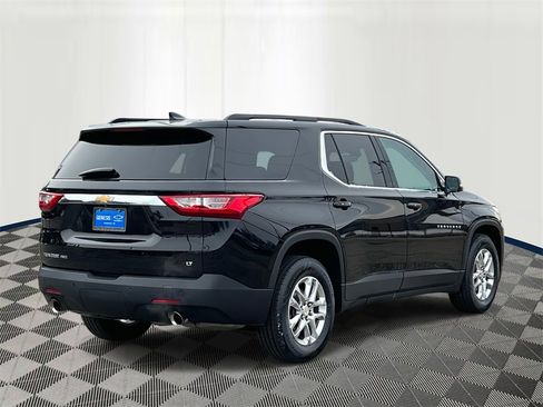 Used 2021 Chevrolet Traverse LT image 5