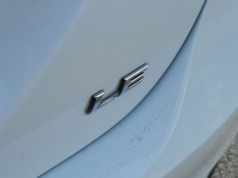 Used 2020 Toyota Camry LE FWD image 7