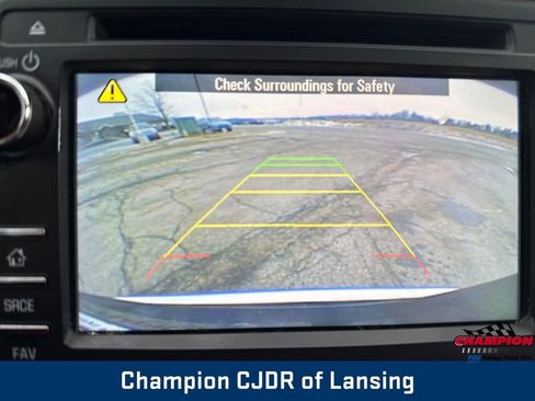 Used 2015 GMC Acadia SLE image 22