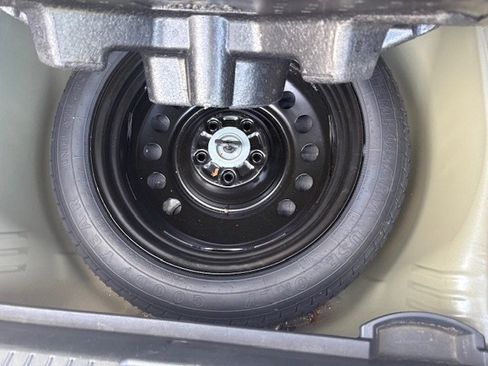 Used 2022 Subaru Legacy Premium image 20