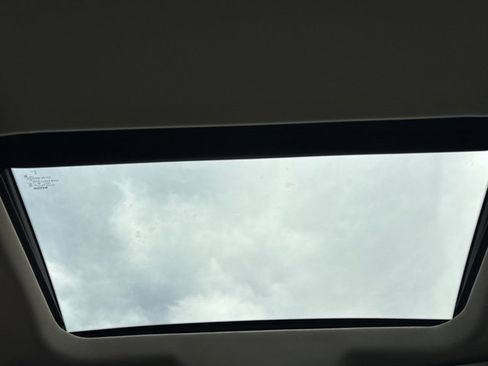 Used 2023 Nissan Rogue Platinum w/ Platinum Premium Package image 19