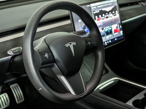 Used 2023 Tesla Model 3 Performance AWD/4WD image 16