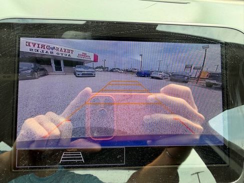 Used 2023 Chevrolet Malibu RS FWD image 15