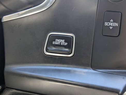 Used 2014 Chevrolet Corvette Z51 w/ 2LT Preferred Equipment Group image 20