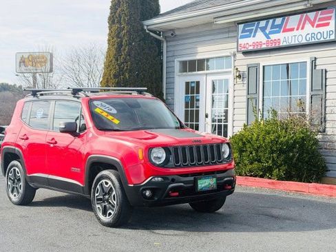 Used 2016 Jeep Renegade Trailhawk image 2