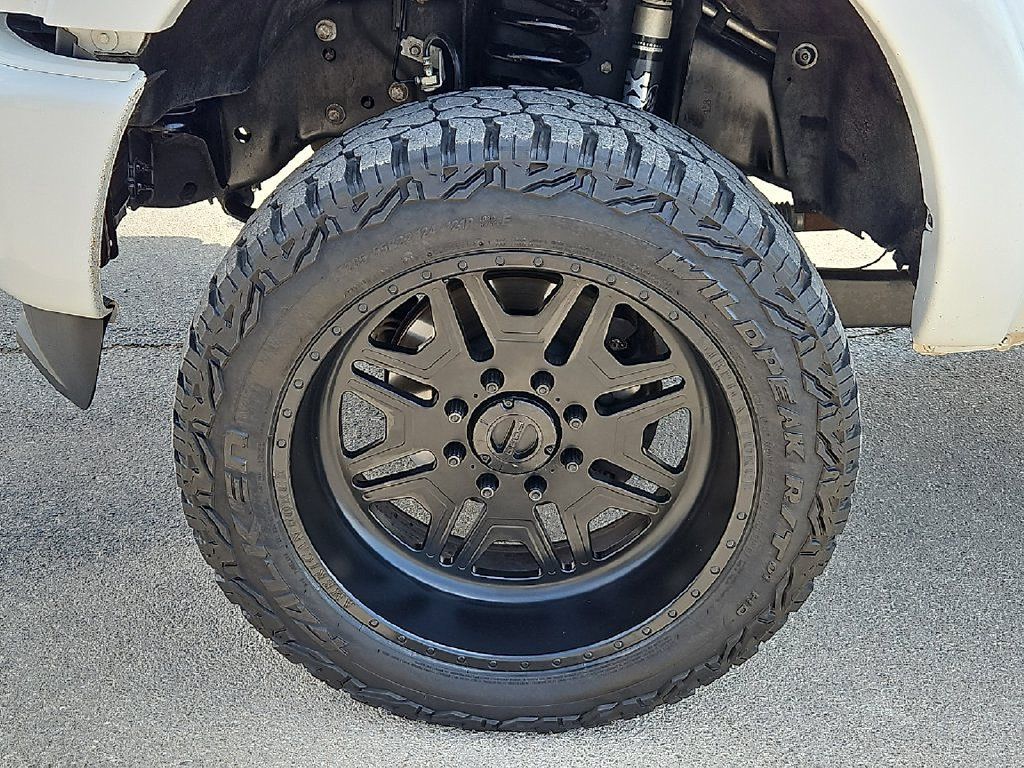 Used 2014 Ford F250 King Ranch w/ FX4 Off-Road Package AWD/4WD image 13