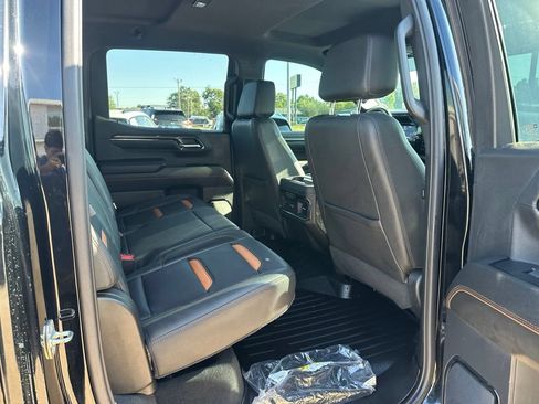 Used 2023 GMC Sierra 1500 AT4 AWD/4WD image 21