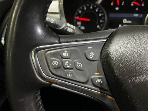 Used 2020 Chevrolet Equinox Premier image 17