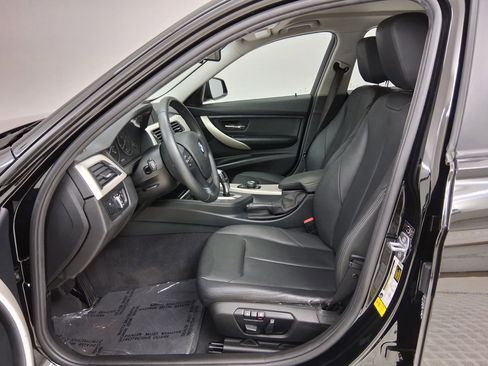 Used 2015 BMW 320i Sedan image 3