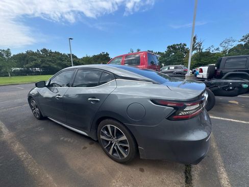 Used 2019 Nissan Maxima 3.5 S w/ Floor Mat Group FWD image 9
