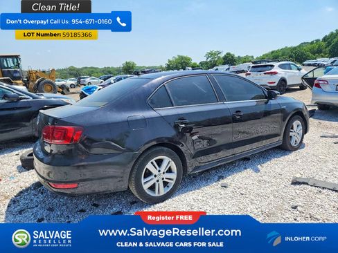 Used 2013 Volkswagen Jetta SEL FWD image 4