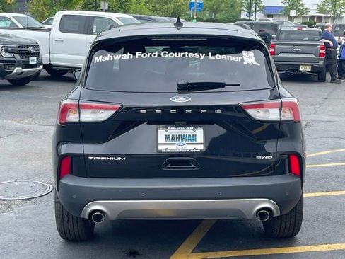 Used 2022 Ford Escape Titanium w/ Titanium Elite Package image 7