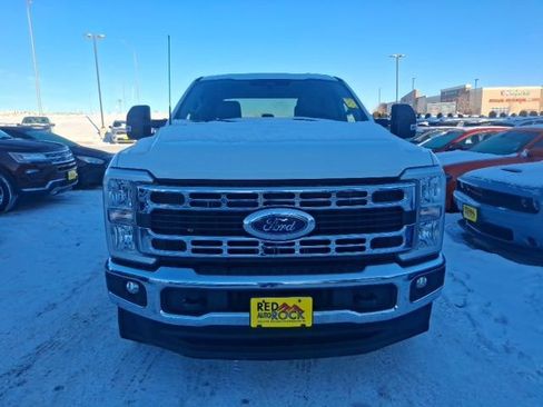 Used 2024 Ford F250 XLT image 2